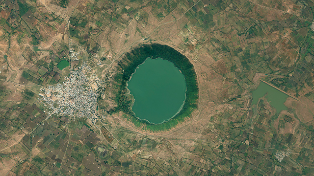 Image of Lonar